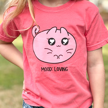 shirt with a cat illustration of a cat with heart eyes and mood loving words